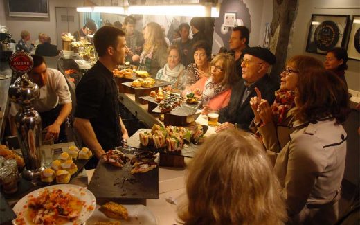 Pintxos in San SebastiÃ¡n: Gesellig essen gehen