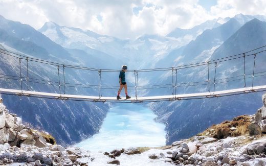 Wanderung zur HÃ¤ngebrÃ¼cke an der OlpererhÃ¼tte im Zillertal