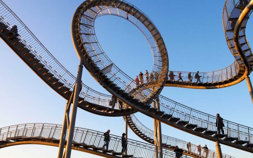 Begehbare Achterbahn „Tiger & Turtle“: Beeindruckend