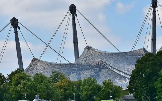 Zeltdachtour im MÃ¼nchner Olympiastadion mit Ziplining