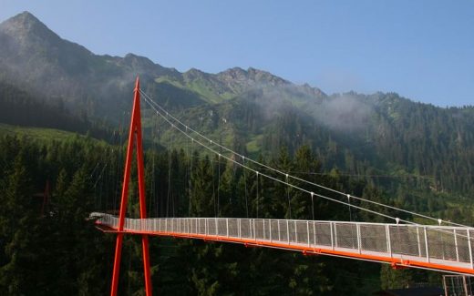 Klettern im Hochseilpark in Saalbach: Feeling like Tarzan