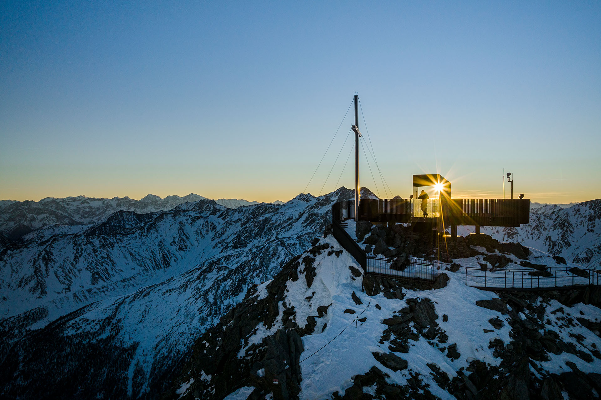 Sonnenaufgang am Schnalstaler Gletscher