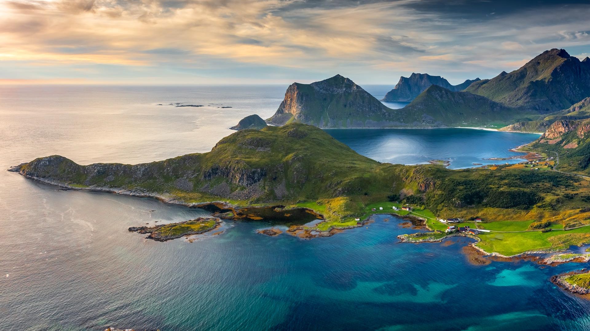 OffersÃ¸ykammen: Beliebte Gipfel-Wanderung der Lofoten