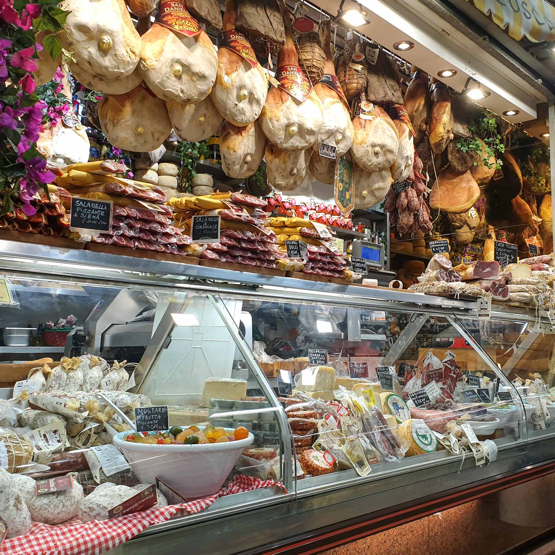 Mercato Centrale in Florenz: 3.000 mÂ²Â Food-Paradies