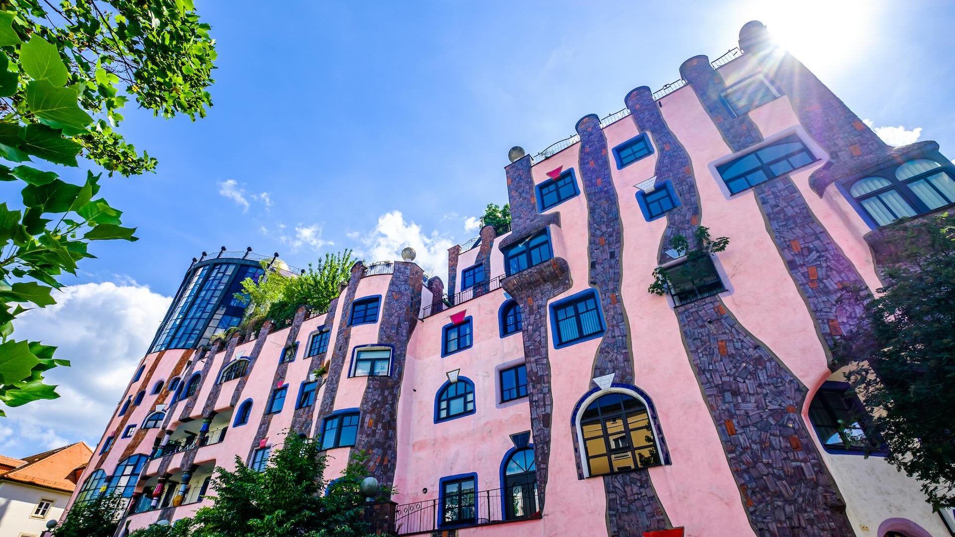 Hundertwassers GrÃ¼ne Zitadelle in Magdeburg