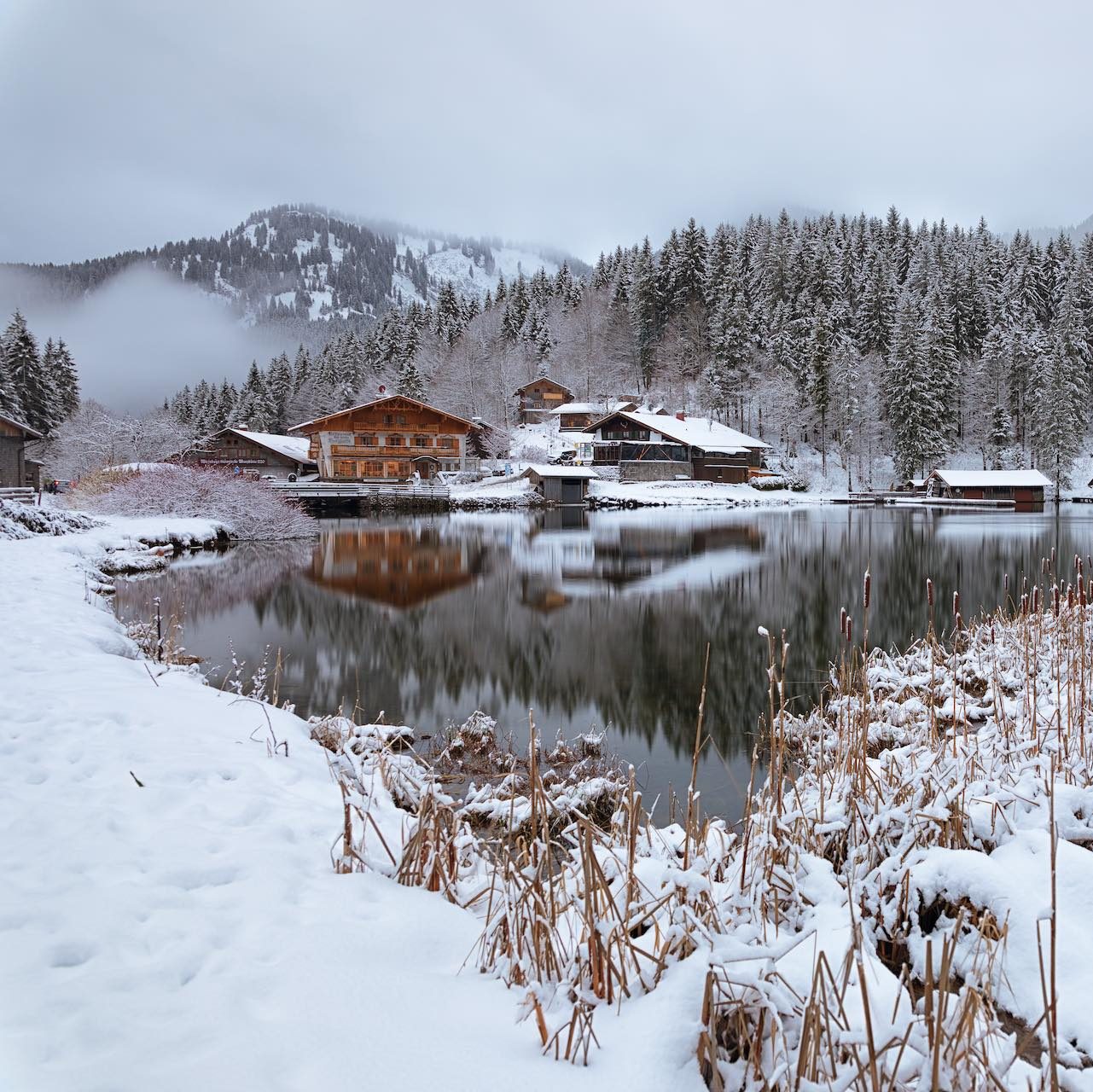 Spitzingsee: Charmantes Skigebiet in den Bayerischen Alpen